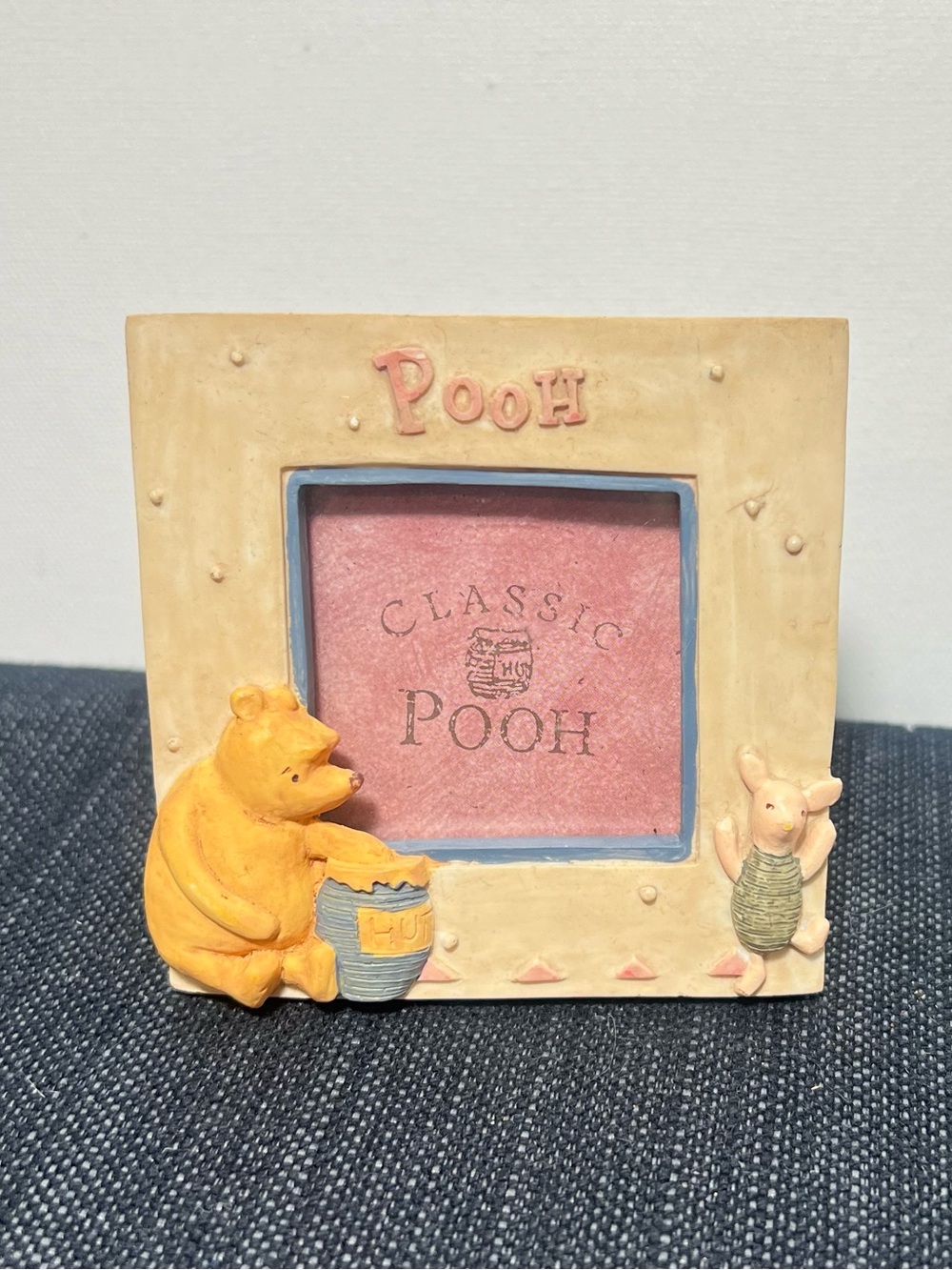 Disney Classic Pooh Ceramic Mini Photo Frame - Yellow Pooh with Pink Piglet